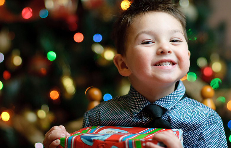 How A Boy’s Small Gift Changed 1000s of Lives – Wonderful Holiday Story from Angel Tree Program